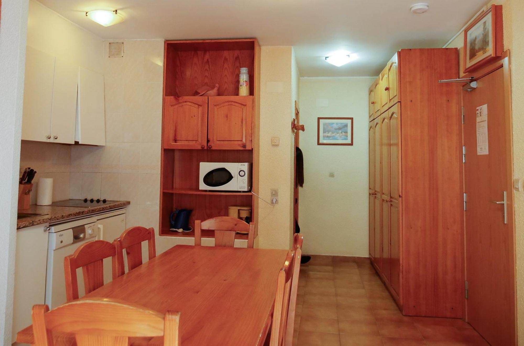 Kione Deusol Apartment Incles Room photo